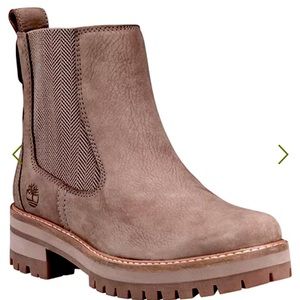 Timberland Leather Courmayeur Valley Chelsea Boots